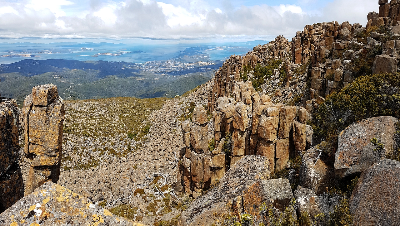 Australia South Wellington Track, Icehouse ruins, Devils Gullet, South Australia South Wellington Track, Icehouse ruins, Devils Gullet, South